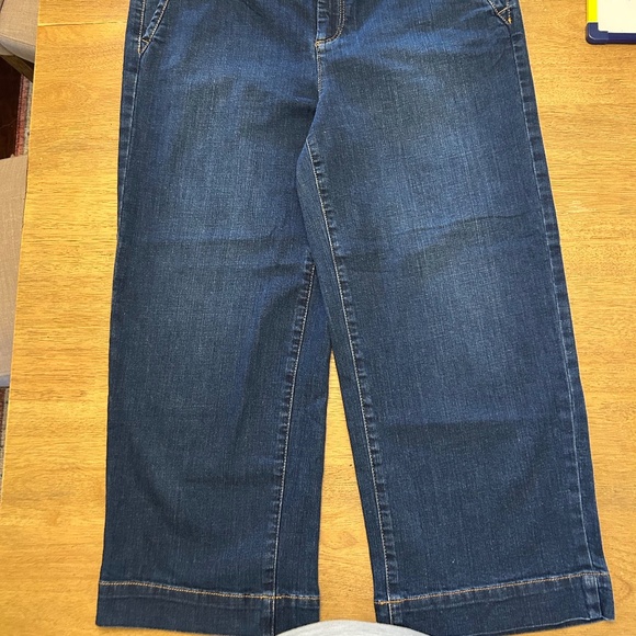 Talbots high-waisted cropped jeans, size 10 - Picture 4 of 5
